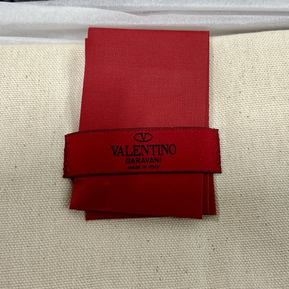 Valentino Rockstud Metallic Leather Sneaker sz 38 - Picture 4 of 5